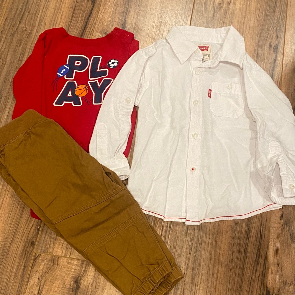 Levi's Classic White Button-Down Shirt for Kids
